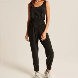 Abercrombie & Fitch Black Smocked Waist Jumpsuit - Extra Small Tall